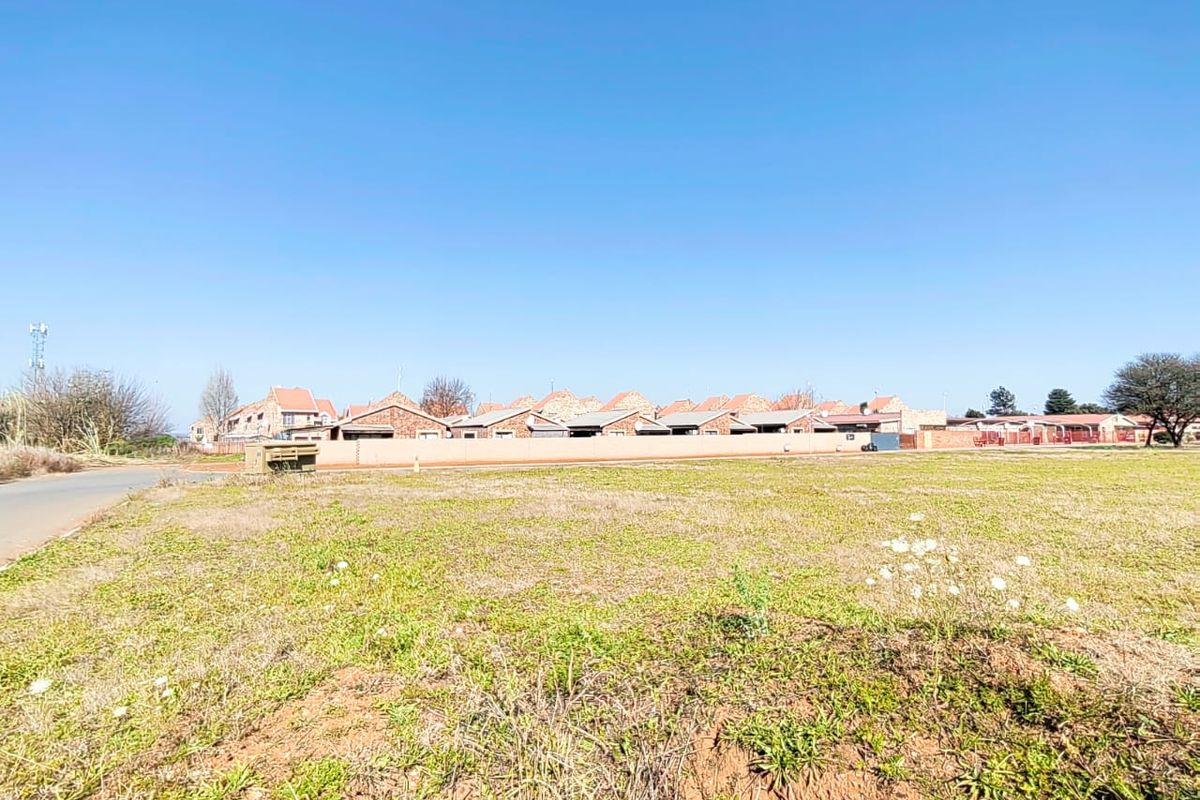 Development Opportunity: Rezoned Land with 4140 Square Meters! - Photo 2