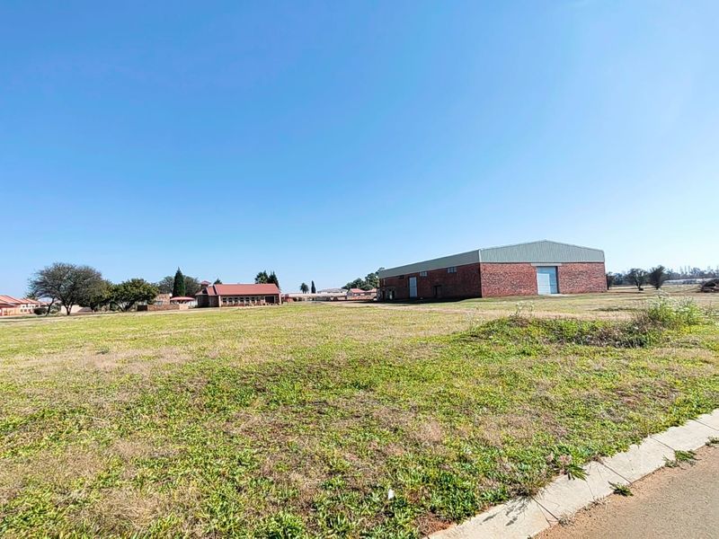 Development Opportunity: Rezoned Land with 4140 Square Meters! - Photo 4