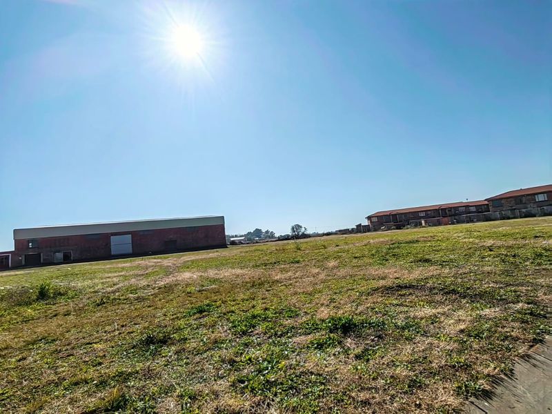 Development Opportunity: Rezoned Land with 4140 Square Meters! - Photo 7