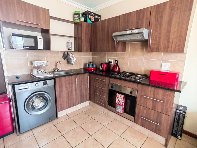 Modern Apartment close to the NWU! - Photo 3