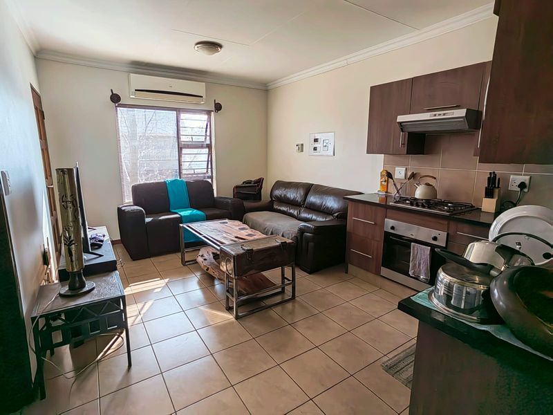 2 Bedroom Apartment close to te NWU! - Photo 4