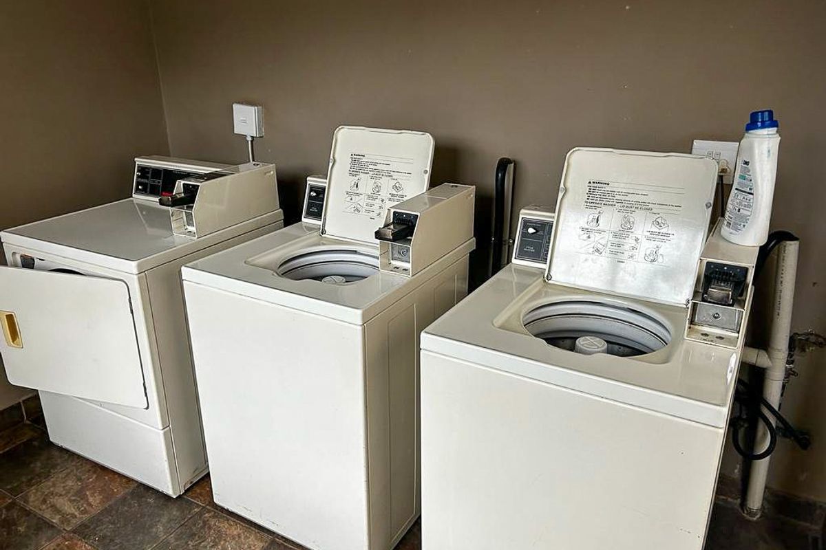 Apartment designed to maximize space efficiency - Photo 5