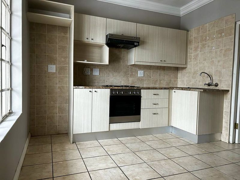 Apartment designed to maximize space efficiency - Photo 2