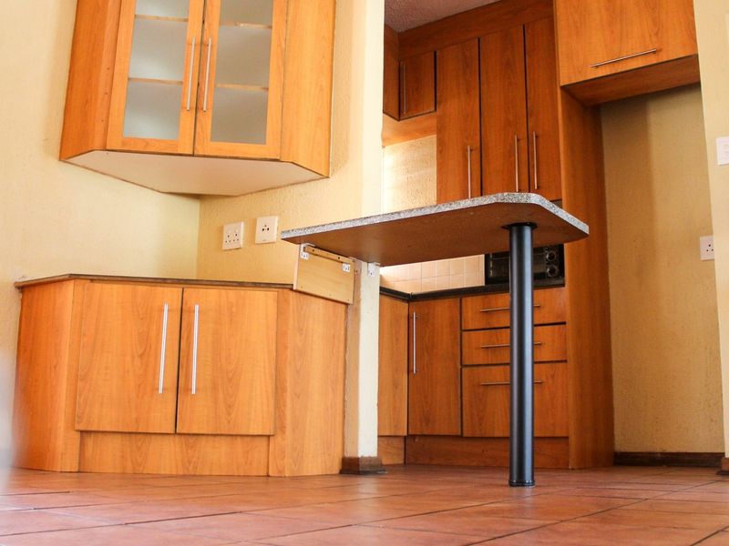 Comfortable and secure living - Photo 3