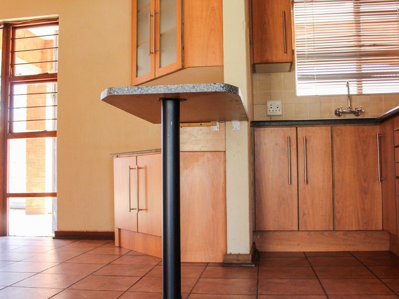 Comfortable and secure living - Photo 4