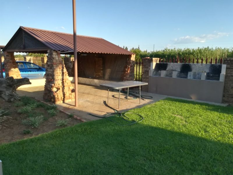 Modern Two-Bedroom Townhouse- Potchefstroom – For Sale - Photo 6