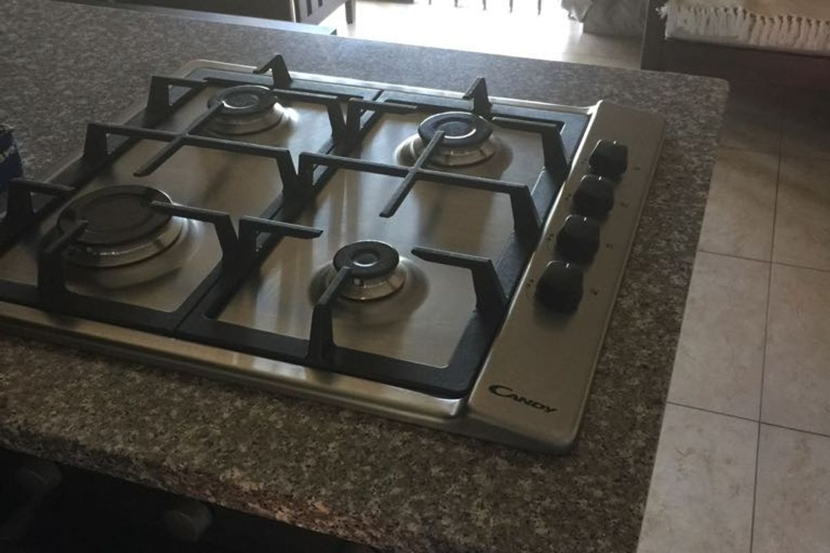 Neat One - Bedroom Apartment – Ideal for students – Potchefstroom – For Sale - Photo 3