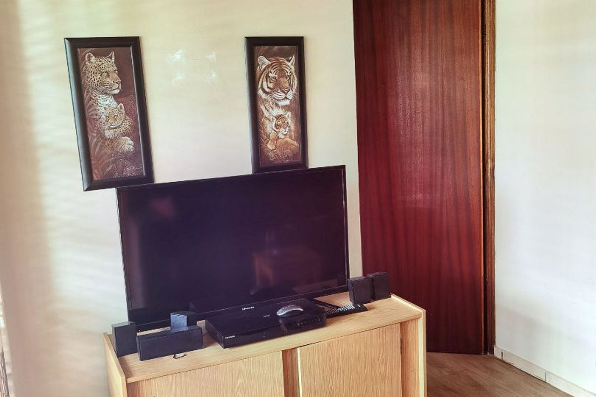 Spacious apartment - conveniently located - Photo 5