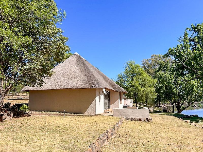 Create your own personal haven or continue the legacy of this fishing and camping resort - Photo 5