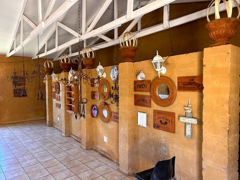 Amazing property with unique opportunities - Photo 3