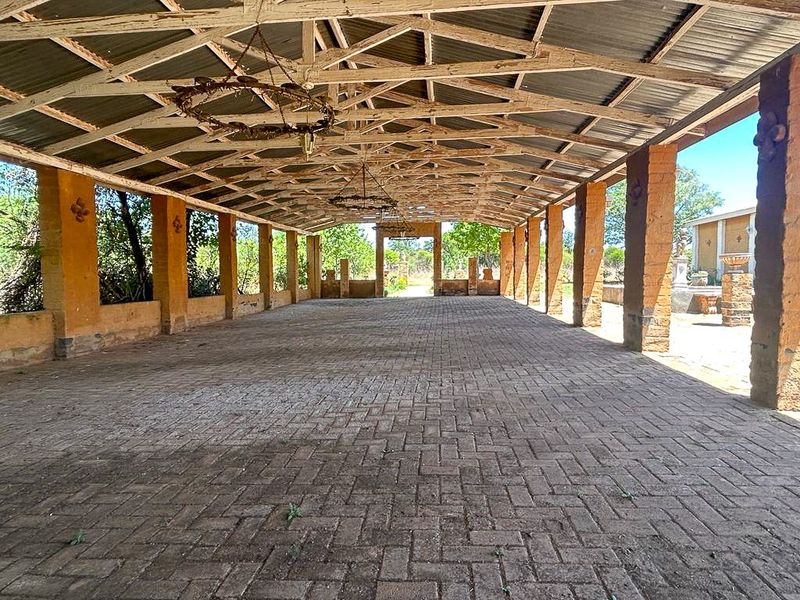 Amazing property with unique opportunities - Photo 9