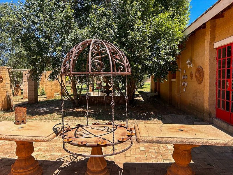 Amazing property with unique opportunities - Photo 8