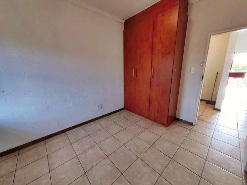 Walking Distance from the NWU! - Photo 8