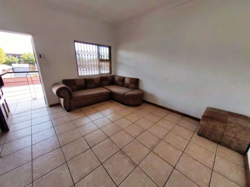 Walking Distance from the NWU! - Photo 4