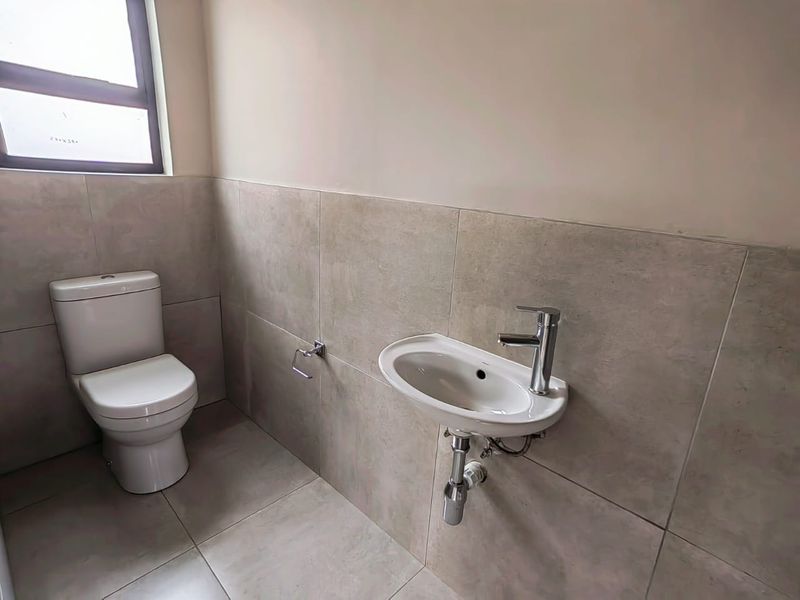 Brand New Development in Van Der Hoff Park! - Photo 10