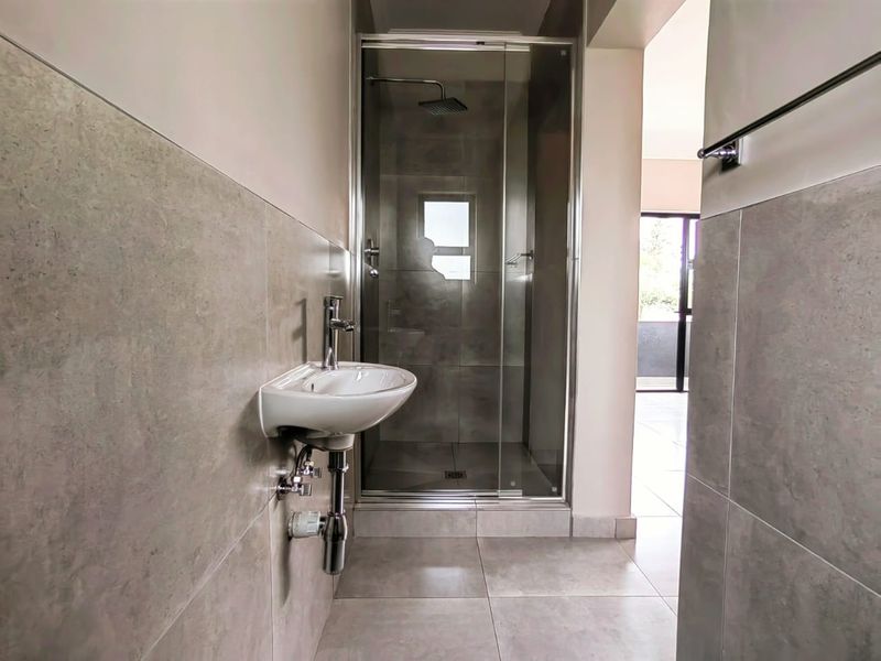 Brand New Development in Van Der Hoff Park! - Photo 9