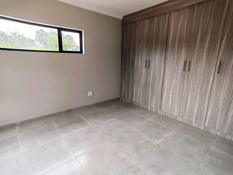 Brand New Development in Van Der Hoff Park! - Photo 7