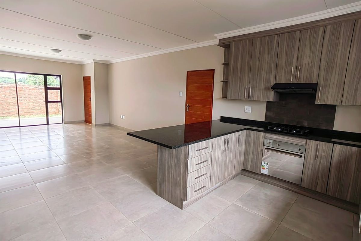 Brand New Development in Van Der Hoff Park! - Photo 4
