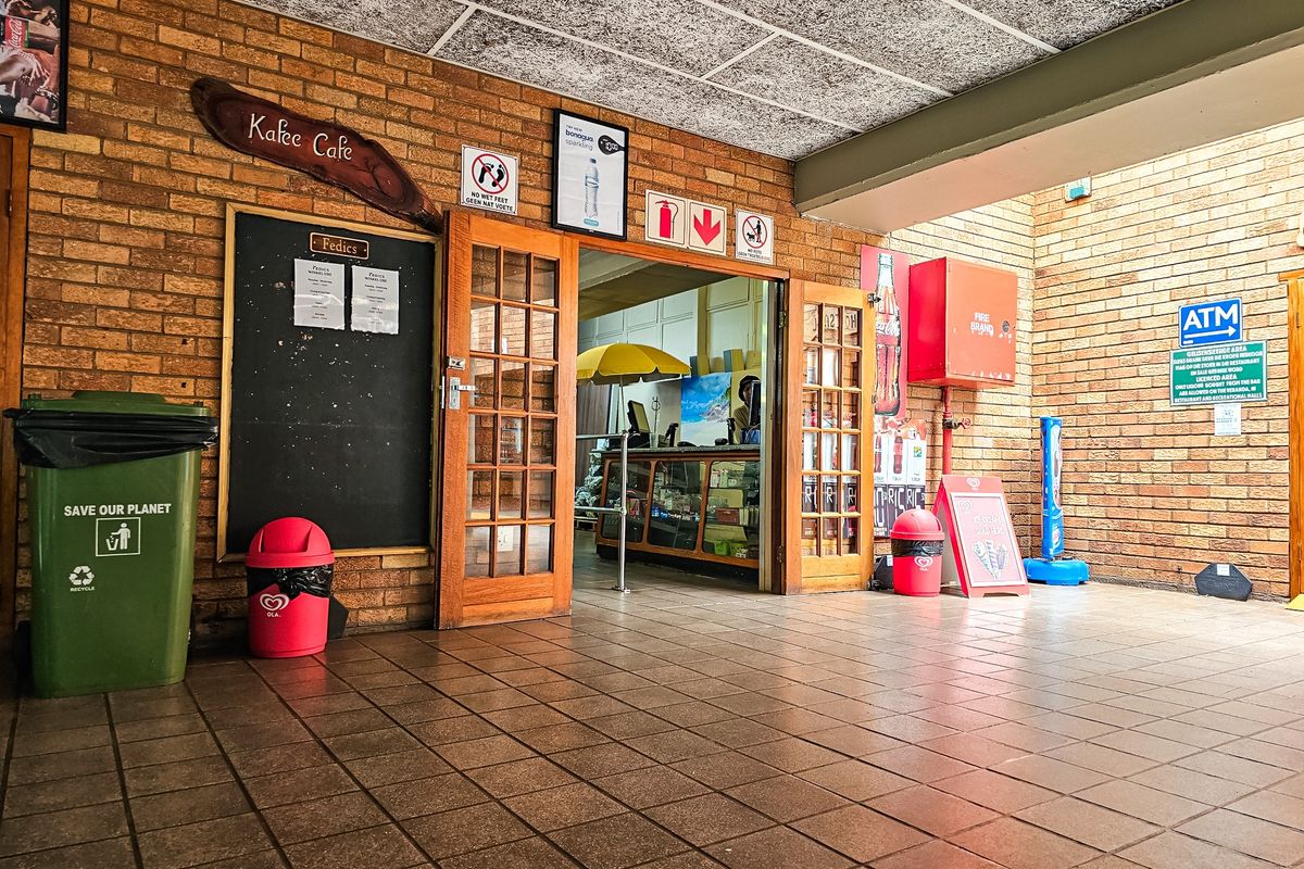 *RETIREMET & HOLIDAY HOME FOR SALE!* - Photo 5