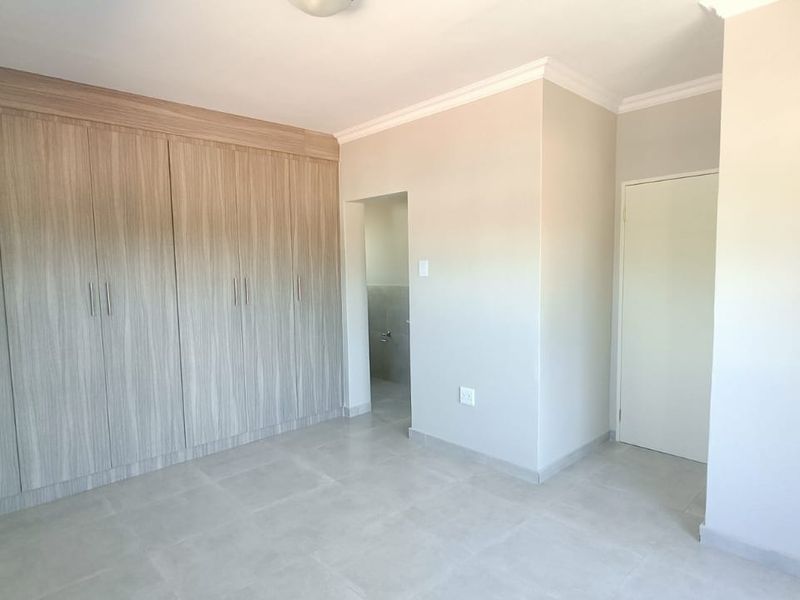 Modern Three - Bedroom Townhouse - Potchefstroom – For Sale - Photo 9