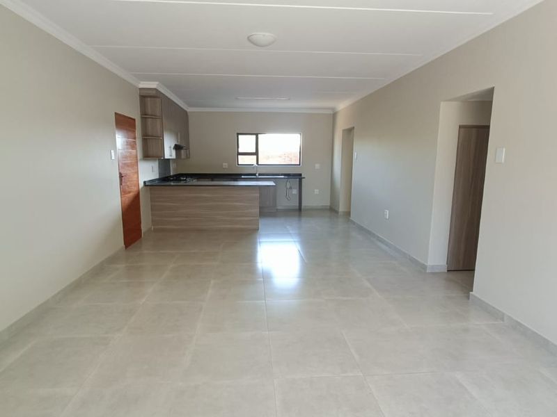 Modern Three - Bedroom Townhouse - Potchefstroom – For Sale - Photo 4