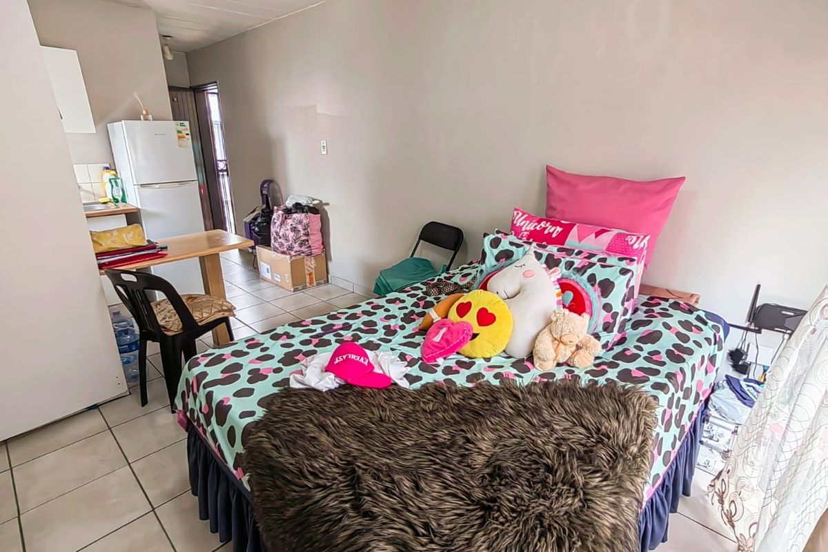 Walking Distance from the NWU! - Photo 5