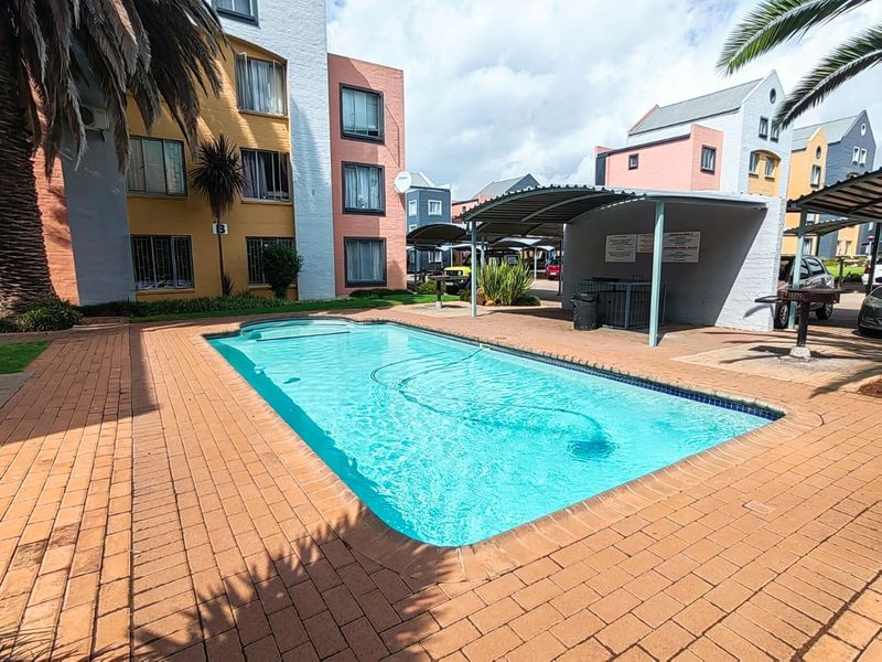 Walking Distance from the NWU! - Photo 2