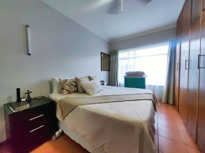 Family Home with a 1 Bedroom Flat! - Photo 10