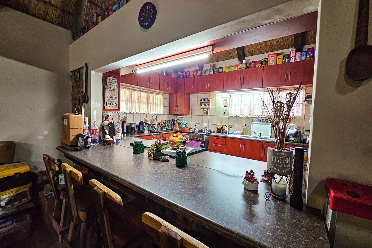 Tranquil 143 Ha game fenced farm situated on the foot of the Waterberg! - Photo 5