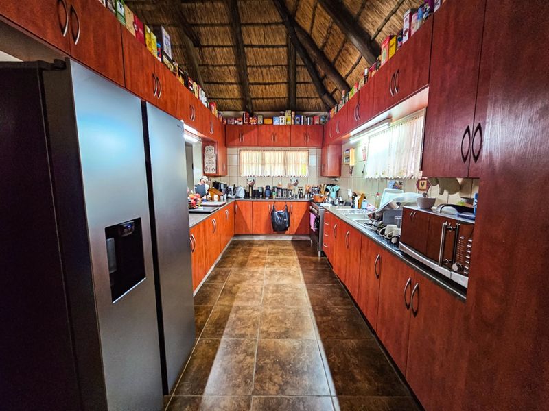 Tranquil 143 Ha game fenced farm situated on the foot of the Waterberg! - Photo 6