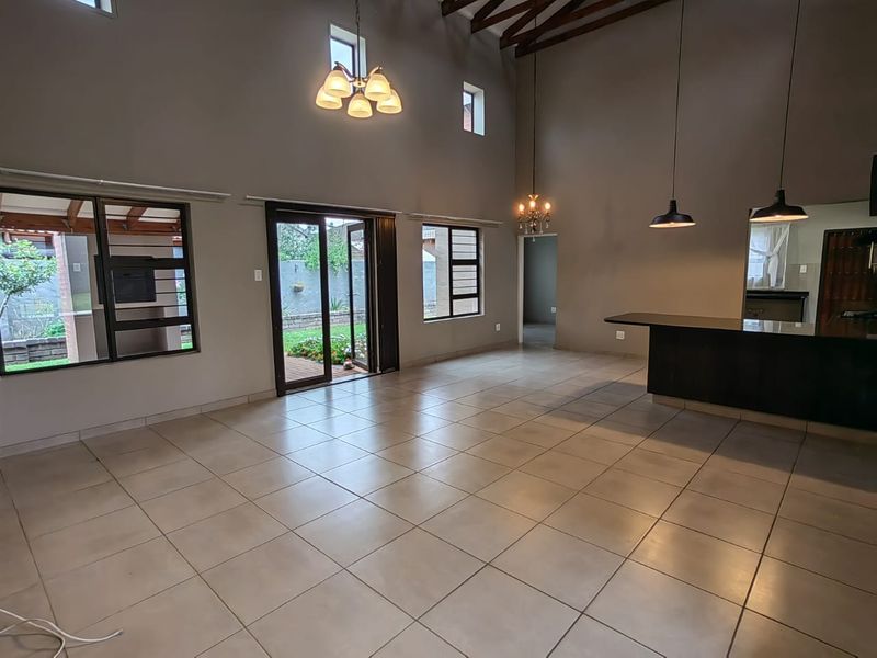 Spacious Home in a Secure Estate! - Photo 7
