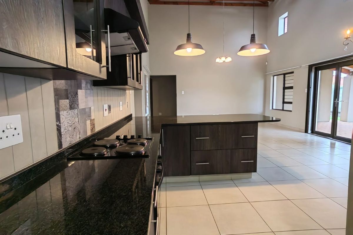 Spacious Home in a Secure Estate! - Photo 3