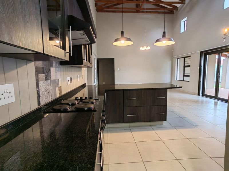 Spacious Home in a Secure Estate! - Photo 3