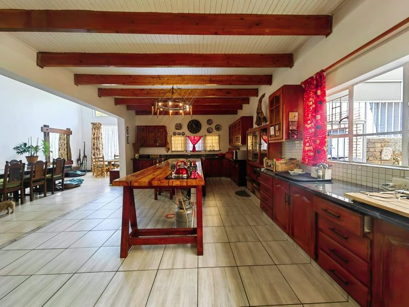 Family Home with a 2 Bedroom Flat in Miederpark! - Photo 9