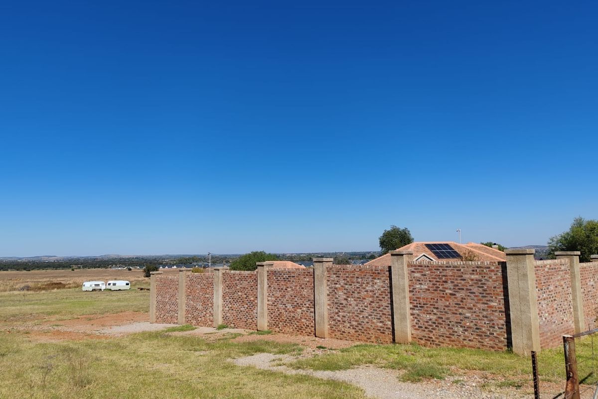 Situated Behind Tuscany Ridge Estate! - Photo 3