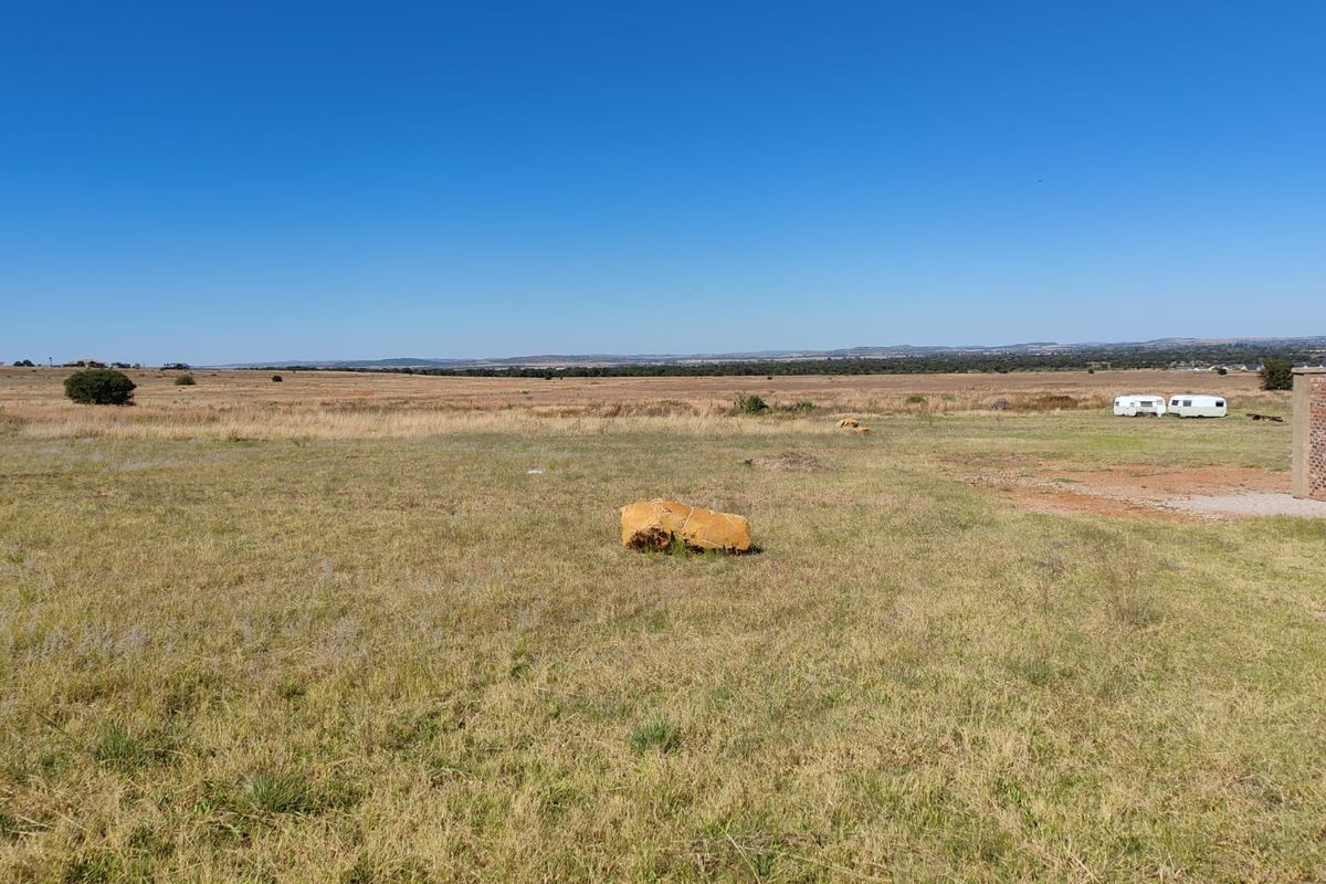 Situated Behind Tuscany Ridge Estate! - Photo 2