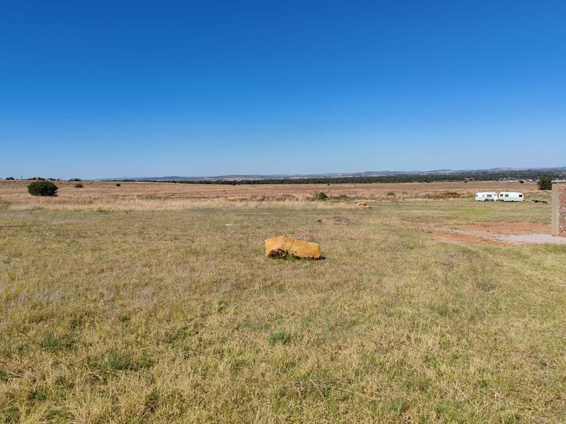 Situated Behind Tuscany Ridge Estate! - Photo 2