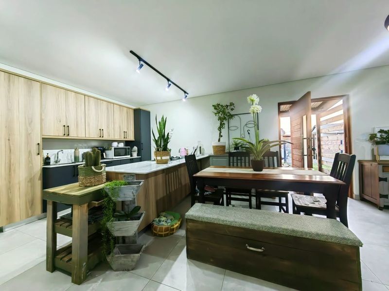 Baillie Park Beauty! - Photo 6