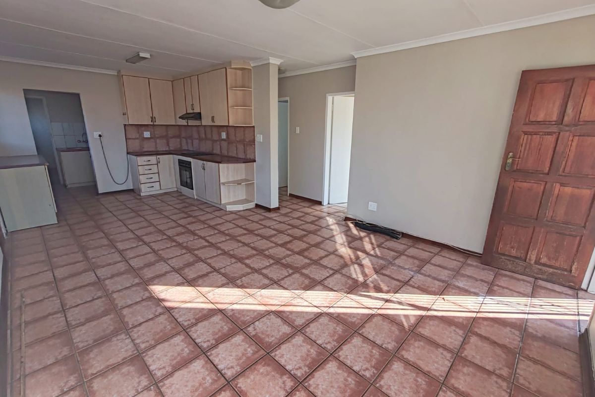 Central Town Bargain! - Photo 4