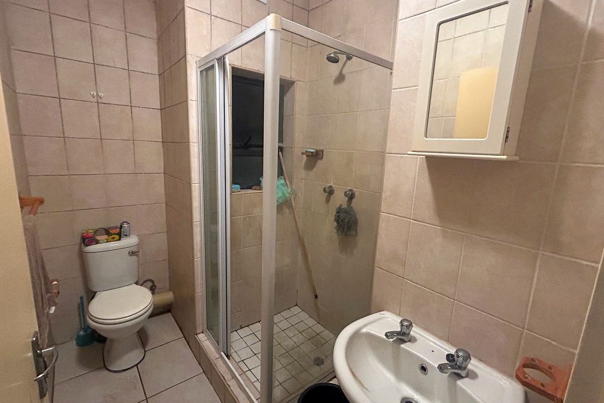 Apartment in Silverwood - Photo 5