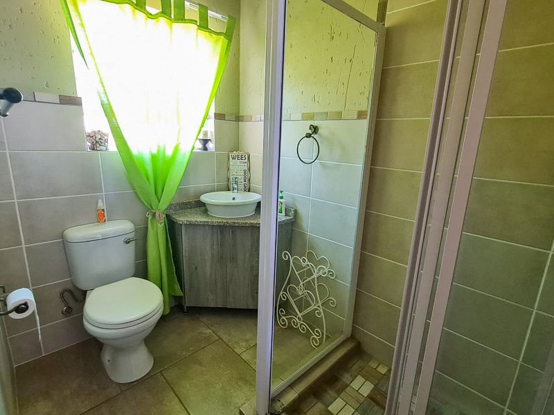 Be the first to move into a new duplex townhouse - Photo 10