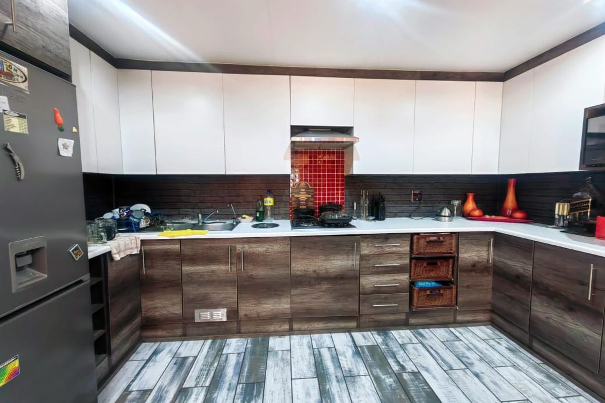 Home with a Flatlet in Miederpark! - Photo 3