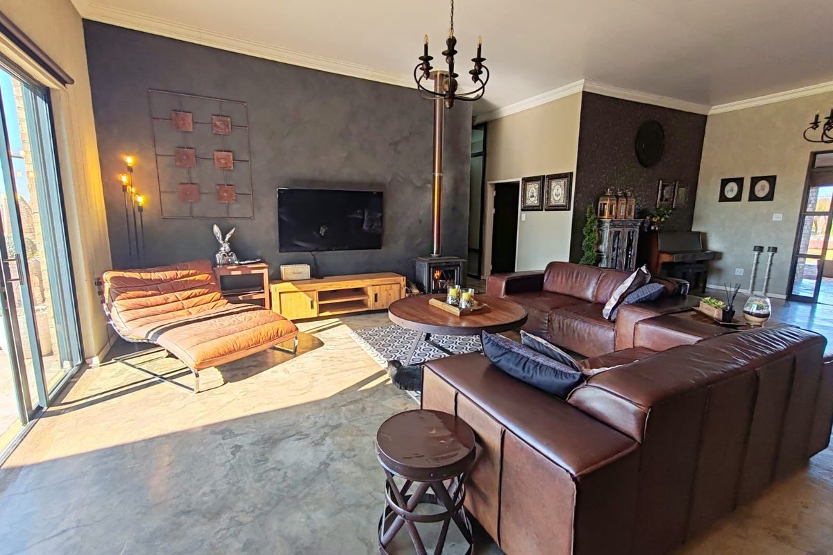 Beautiful Family Home in Ailanto Country Estate! - Photo 5