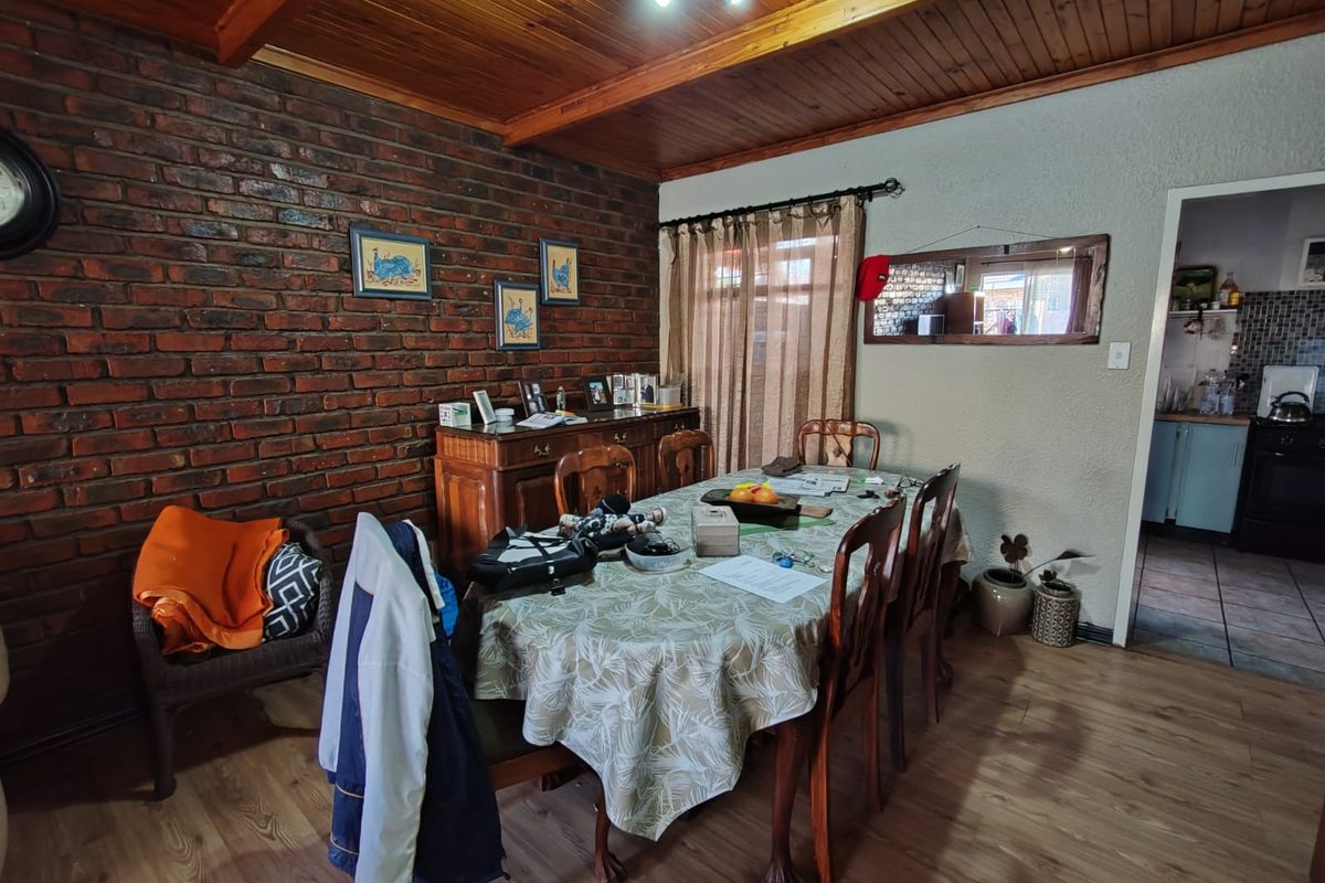 Spacious Townhouse in Kannoniers Park! - Photo 4