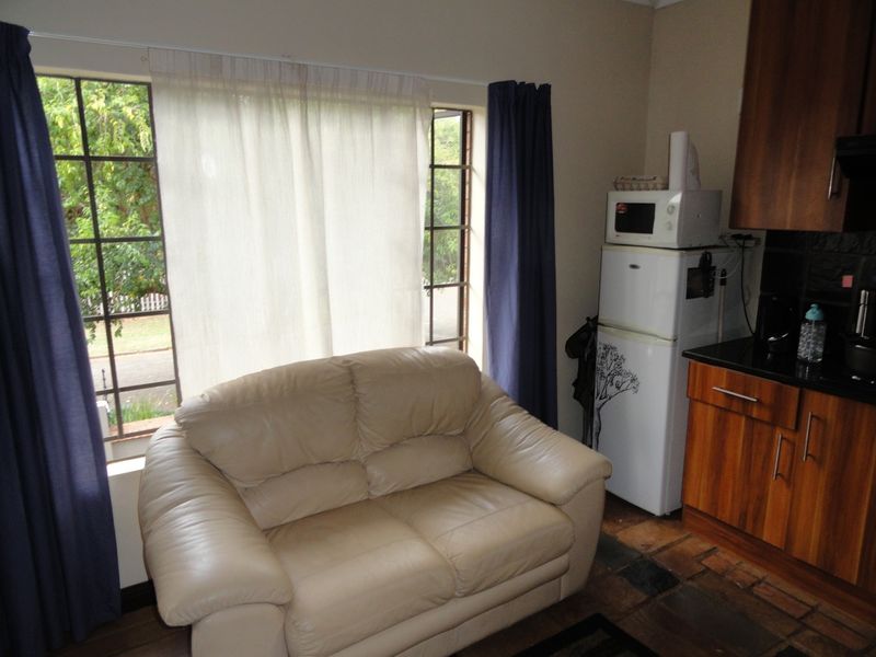 Spacious One-Bedroom Apartment– Potchefstroom – For Sale - Photo 9