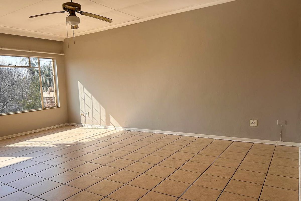 Apartment in Baillie Park - Photo 2