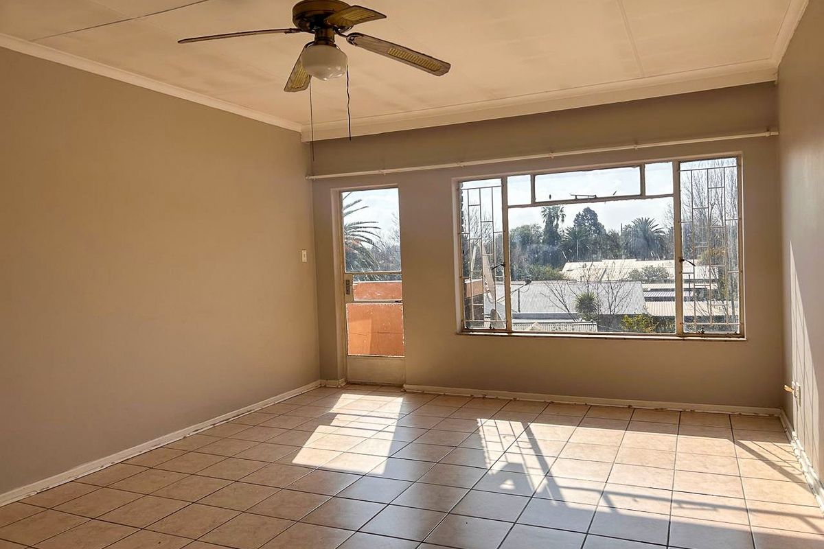 Apartment in Baillie Park - Photo 3