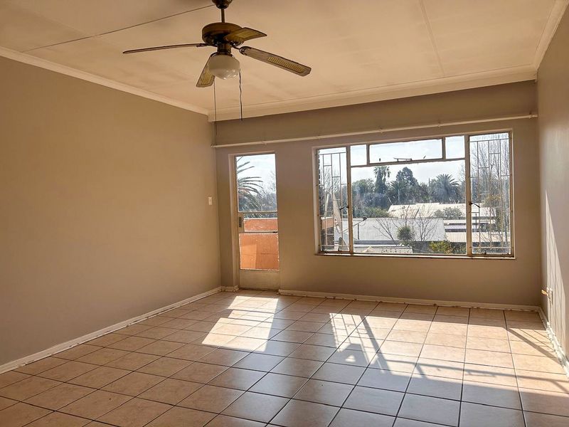 Apartment in Baillie Park - Photo 3