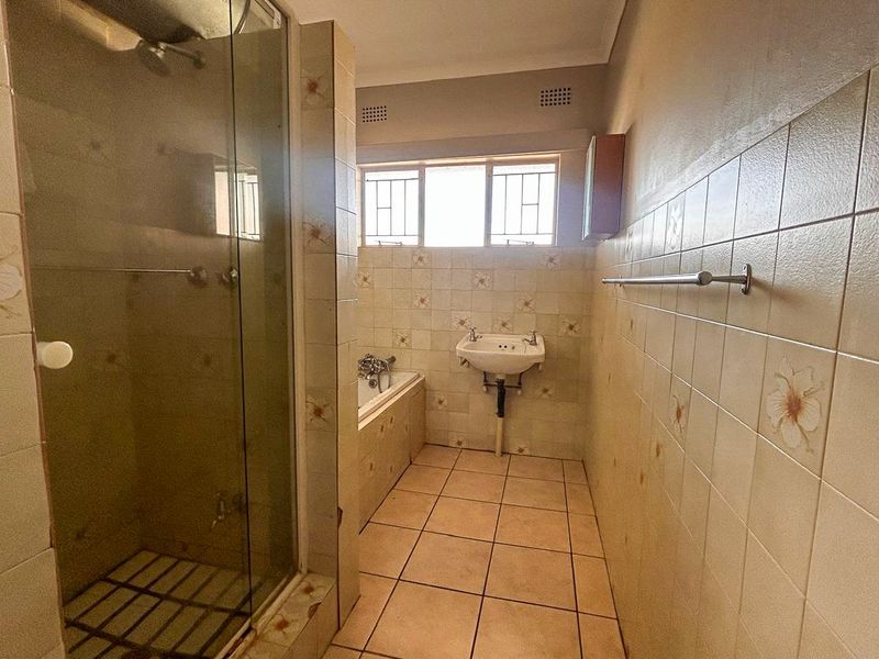 Apartment in Baillie Park - Photo 6