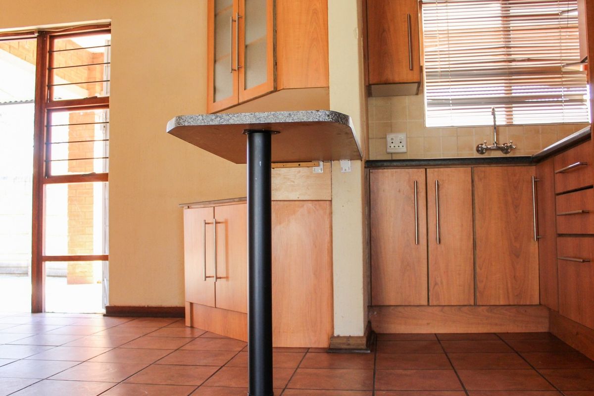 Spacious and private apartment - Photo 2